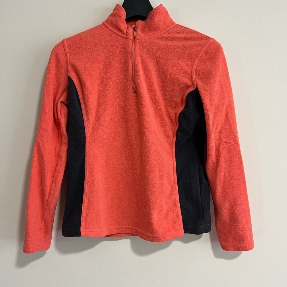 Champion Quarter Zip Fleece. Size Small. Great Condition.